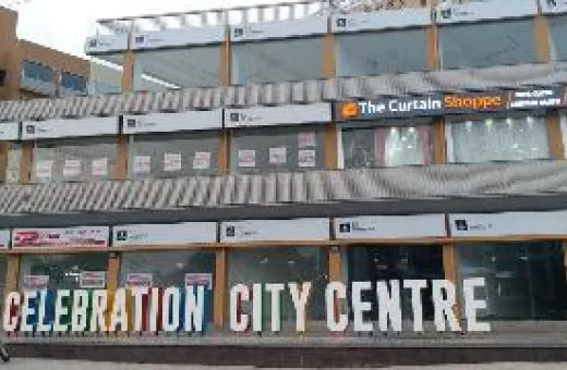  800 Sq.ft. Commercial Shop for Rent in South Bopal, Ahmedabad