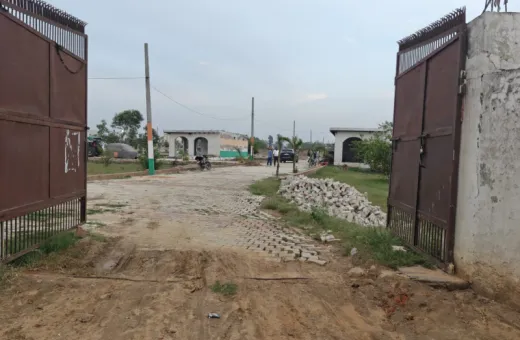  96 Sq. Yards Residential Plot for Sale in Jewar, Gautam Buddha Nagar