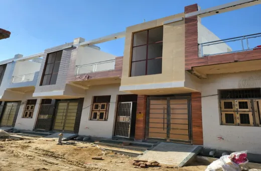 3 BHK 1000 Sq.ft. House for Sale in Lal Kuan,Ghaziabad