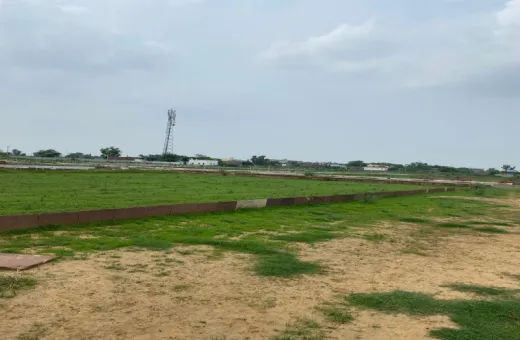  100 Sq. Yards Commercial Land for Sale in Agra Road, Aligarh
