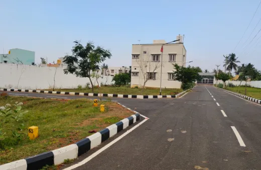  1000 Sq.ft. Residential Plot for Sale in Red Hills, Chennai