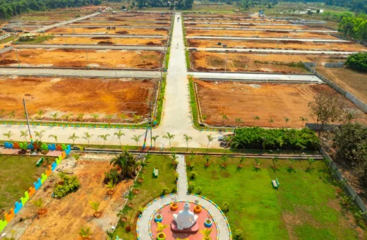  200 Sq. Yards Residential Plot for Sale in Vizianagaram Road, Vizianagaram Road, Visakhapatnam