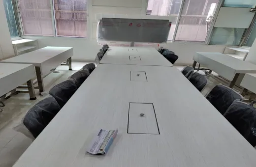 662 Sq.ft. Office Space for Sale in Camp, Pune