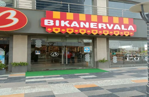  800 Sq.ft. Showroom for Sale in Dwarka Expressway, Gurgaon